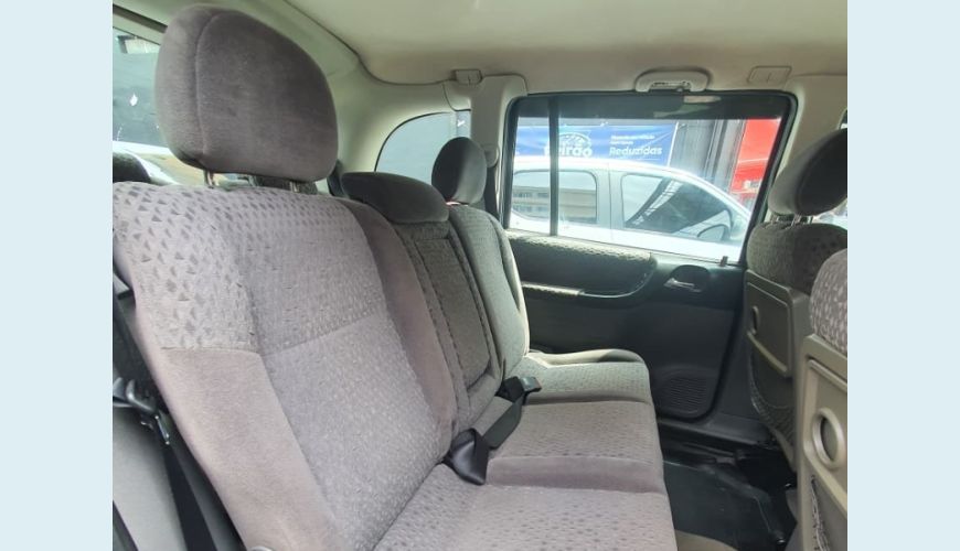 CHEVROLET ZAFIRA ELEGANCE 2.0 MPFI FLEXPOWER 8V 5P - PRETO - 2008 Foto 8 (Grande)
