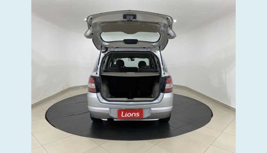CHEVROLET SPIN LT 5S 1.8 FLEX - PRATA - 2015 Foto 8 (Grande)
