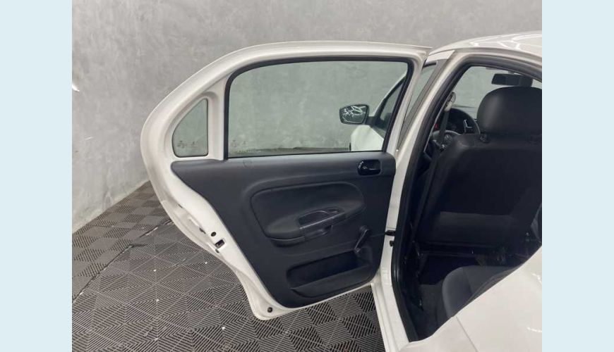 VOLKSWAGEN GOL 1.0 12V FLEX - BRANCO - 2020 Foto 8 (Grande)