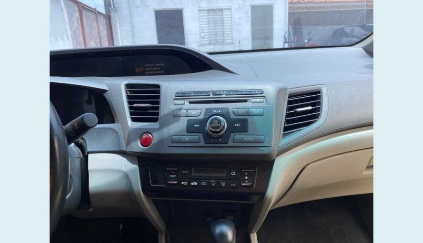 HONDA CIVIC NEW LXL 1.8 16V I-VTEC FLEX - PRETO - 2013 Foto 8 (Grande)