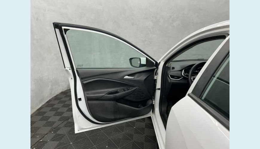 CHEVROLET ONIX LT 1.0 FLEX - BRANCO - 2020 Foto 8 (Grande)