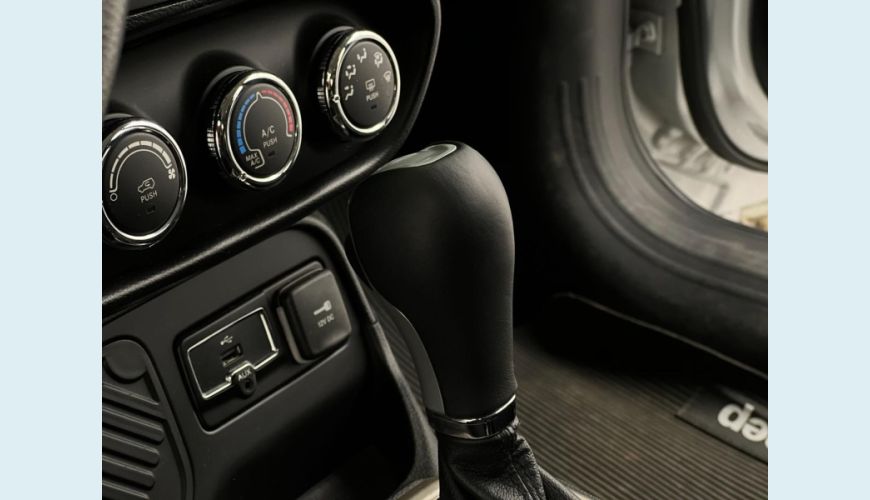 JEEP RENEGADE - PRATA - 2017 Foto 8 (Grande)