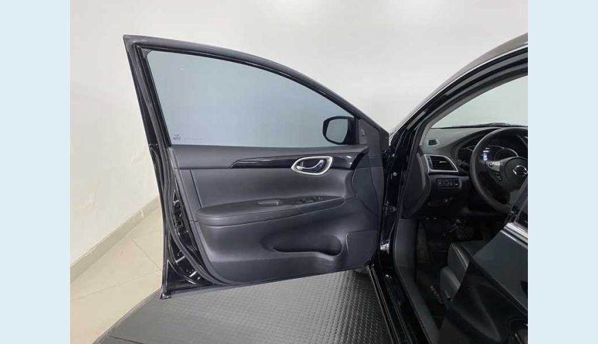 NISSAN SENTRA SL 2.0 16V CVT FLEX - PRETO - 2017 Foto 8 (Grande)