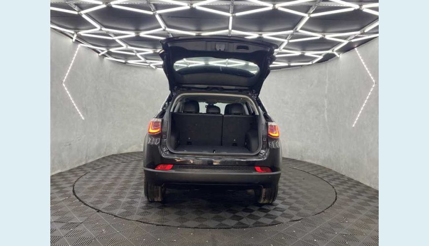 JEEP COMPASS 2.0 LONGITUDE 4X2 AUT. FLEX - PRETO - 2021 Foto 8 (Grande)