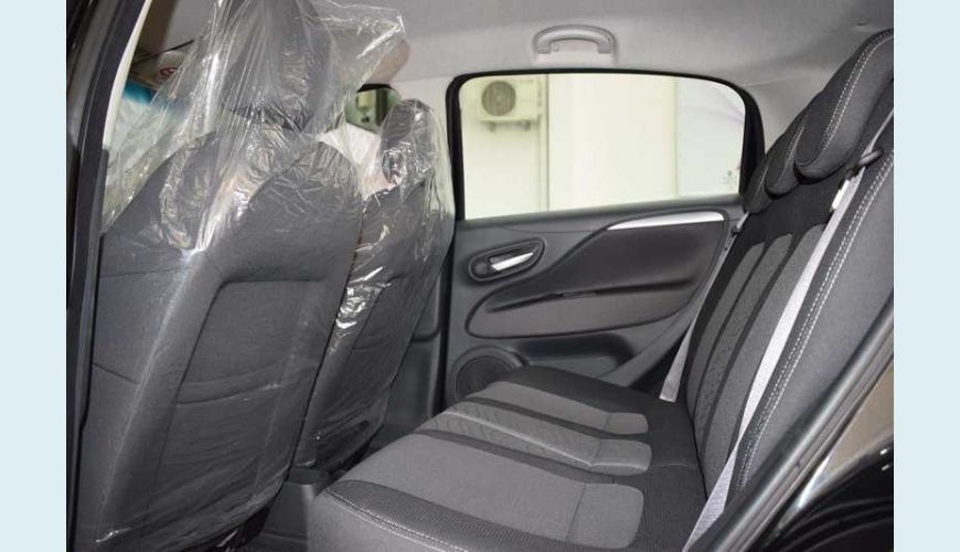 FIAT PUNTO ESSENCE 1.6 16V FLEX - PRETO - 2016 Foto 8 (Grande)