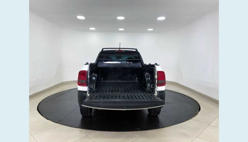 VOLKSWAGEN SAVEIRO ROBUST 1.6 MSI CS FLEX - BRANCO - 2021 Foto 8 (Grande)
