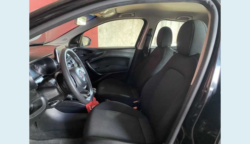 FIAT ARGO DRIVE 1.0 FIREFLY FLEX - PRETO - 2018 Foto 8 (Grande)