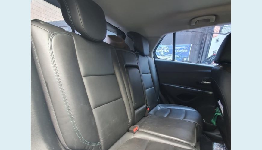 CHEVROLET TRACKER LTZ 1.8 16V FLEX 4X2 AUT. - BRANCO - 2015 Foto 8 (Grande)