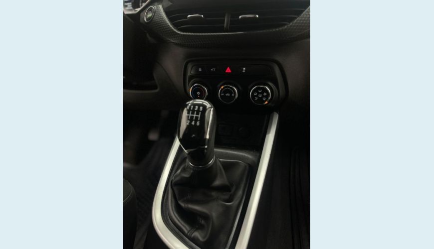 CHEVROLET ONIX PLUS 10MT LT2 - PRETO - 2020 Foto 8 (Grande)