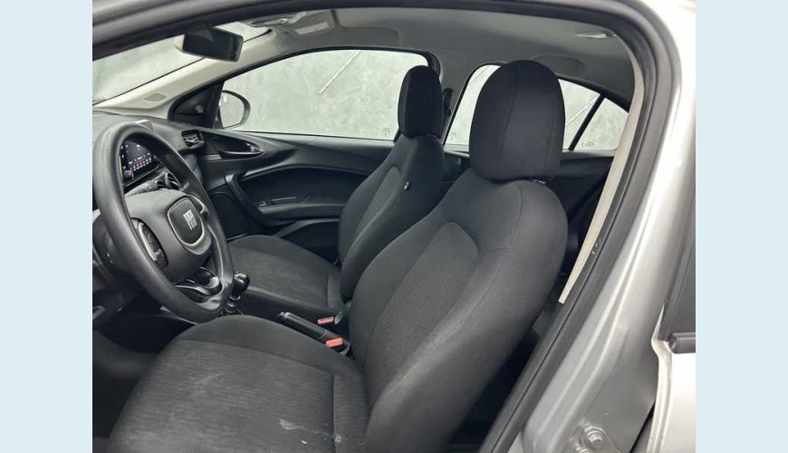 FIAT CRONOS DRIVE 1.0 FLEX MT - PRATA - 2023 Foto 8 (Grande)