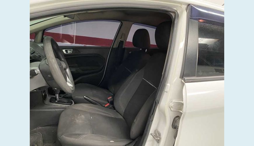 FORD FOCUS SEDAN S POWERSHIFT 1.6 16V TIVCT - BRANCO - 2014 Foto 8 (Grande)