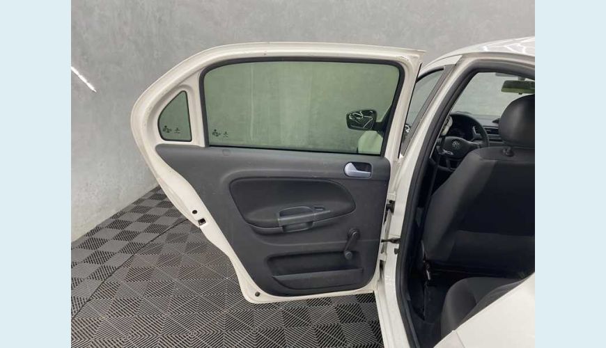 VOLKSWAGEN GOL 1.0 12V FLEX - BRANCO - 2019 Foto 8 (Grande)