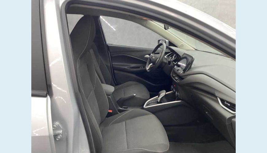 CHEVROLET ONIX PLUS LTZ 1.0 TURBO (AUT.) - PRATA - 2023 Foto 8 (Grande)