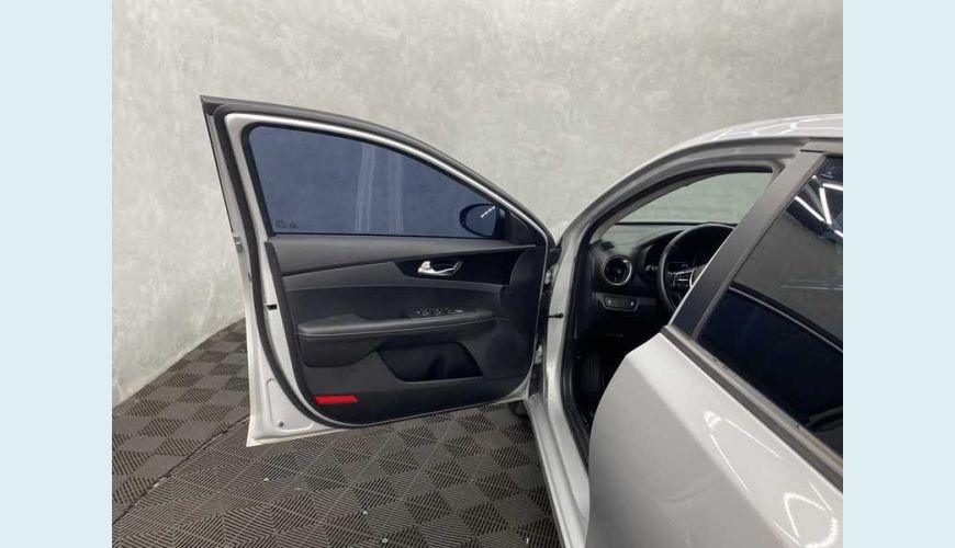 KIA CERATO 2.0 16V EX AUT. FLEX - PRATA - 2020 Foto 8 (Grande)