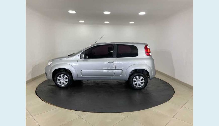 FIAT UNO VIVACE 1.0 8V FLEX 2P - PRATA - 2013 Foto 8 (Grande)