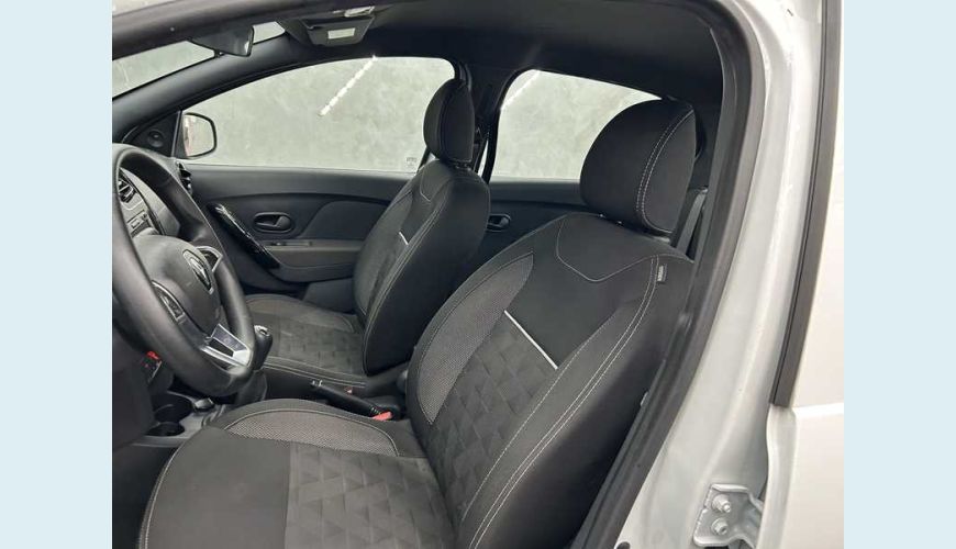 RENAULT LOGAN ZEN 1.0 12V SCE FLEX - BRANCO - 2023 Foto 8 (Grande)