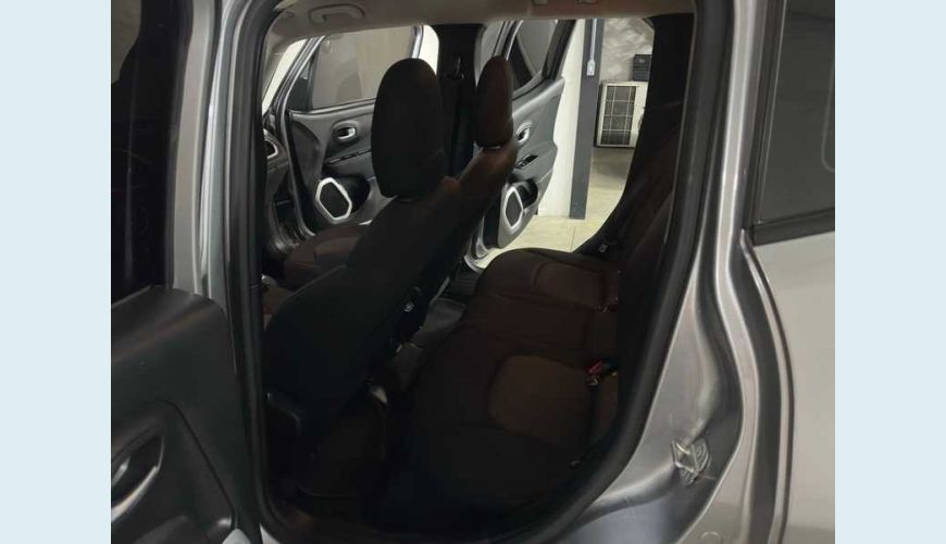 JEEP RENEGADE SPORT 1.8 4X2 AUT. FLEX - PRATA - 2020 Foto 8 (Grande)