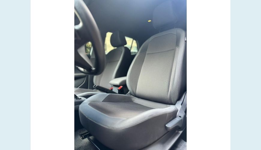 VOLKSWAGEN T-CROSS - BRANCO - 2023 Foto 8 (Grande)