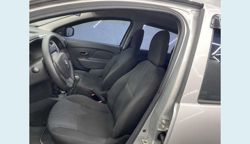 RENAULT LOGAN AUTHENTIQUE 1.0 12V SCE (FLEX) - PRATA - 2018 Foto 8 (Grande)