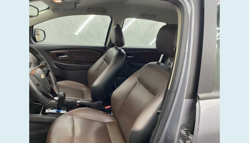 CHEVROLET SPIN PREMIER 7S 1.8 (AUT) (FLEX) - CINZA - 2020 Foto 8 (Grande)