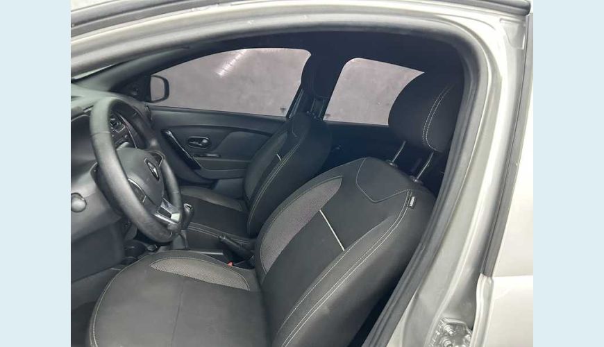 RENAULT LOGAN ZEN 1.0 12V SCE FLEX - PRATA - 2022 Foto 8 (Grande)