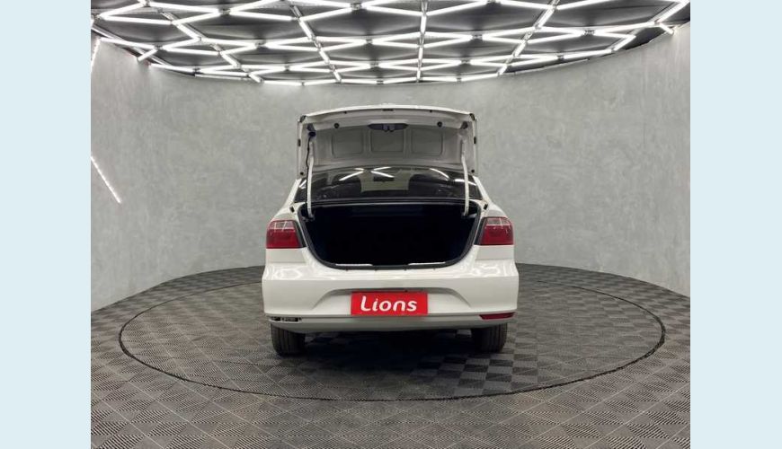 VOLKSWAGEN VOYAGE 1.6 TRENDLINE (FLEX) - BRANCO - 2018 Foto 8 (Grande)