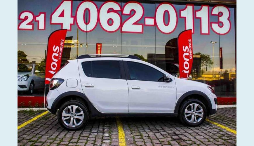 RENAULT SANDERO STEPWAY 1.6 16V SCE FLEX - BRANCO - 2018 Foto 8 (Grande)