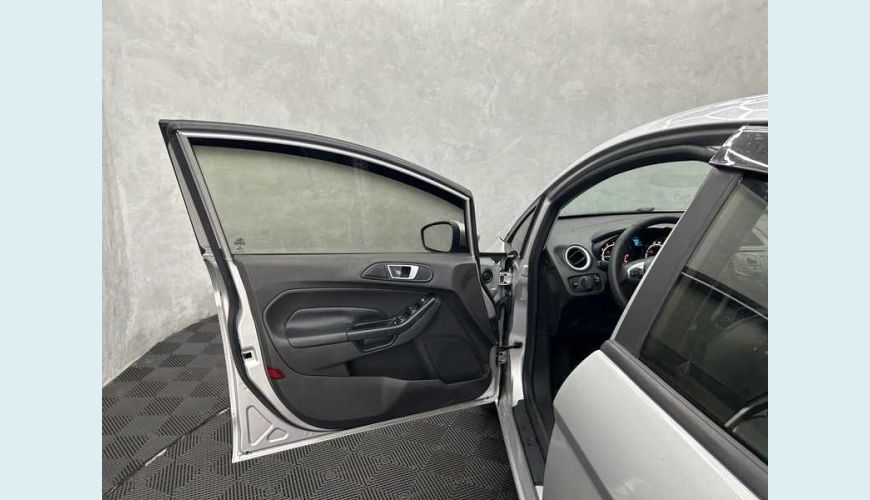 FORD NEW FIESTA HATCH NEW FIESTA SE 1.6 16V POWERSHIFT - PRATA - 2014 Foto 8 (Grande)