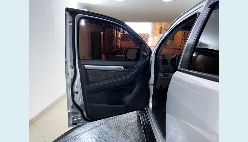 CHEVROLET S-10 CABINE DUPLA S-10 LT 2.5 4X4 (CAB DUPLA) (FLEX) - PRATA - 2015 Foto 8 (Grande)