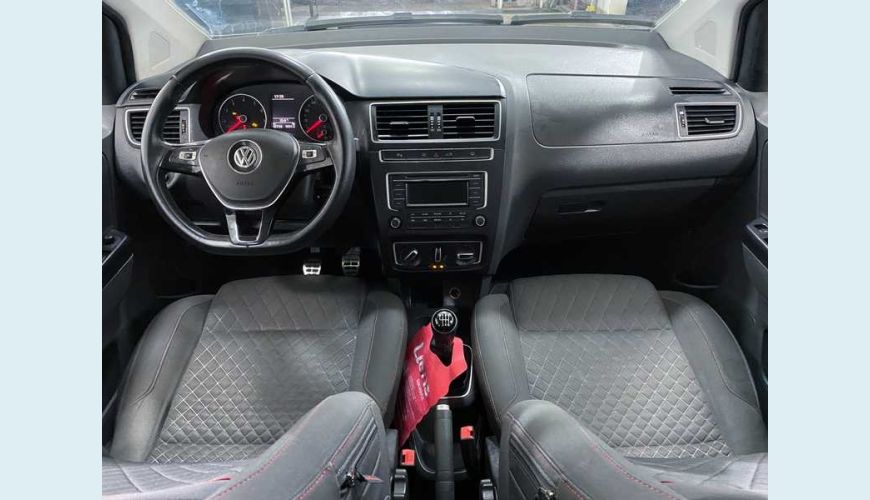 VOLKSWAGEN CROSSFOX 1.6 16V MSI (FLEX) - PRATA - 2016 Foto 8 (Grande)