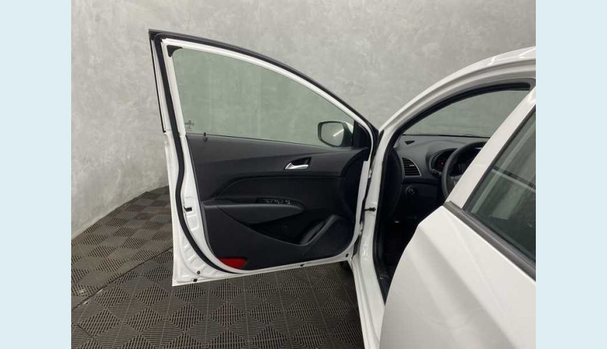 HYUNDAI HB 20 1.6 COMFORT PLUS (FLEX) - BRANCO - 2019 Foto 8 (Grande)