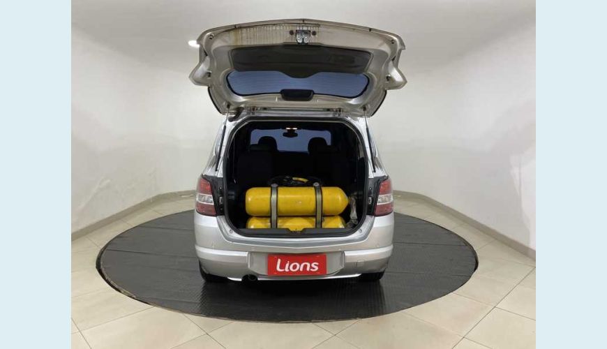 CHEVROLET SPIN LTZ 7S 1.8 (FLEX) (AUT) - PRATA - 2018 Foto 8 (Grande)