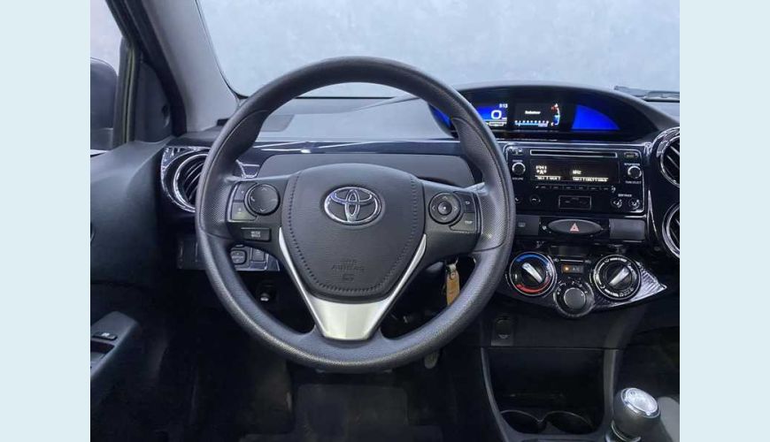 TOYOTA ETIOS X PLUS 1.5 (AUT) (FLEX) - CINZA - 2019 Foto 8 (Grande)