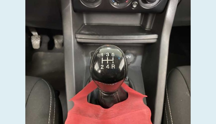 FORD KA SE PLUS 1.5 16V (FLEX) - PRETO - 2015 Foto 8 (Grande)