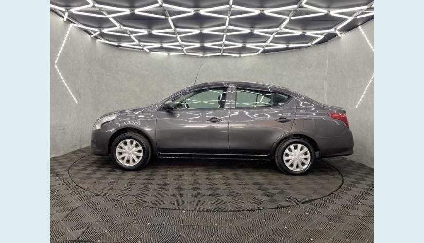 NISSAN VERSA 1.0 12V V-DRIVE (FLEX) - CINZA - 2021 Foto 8 (Grande)