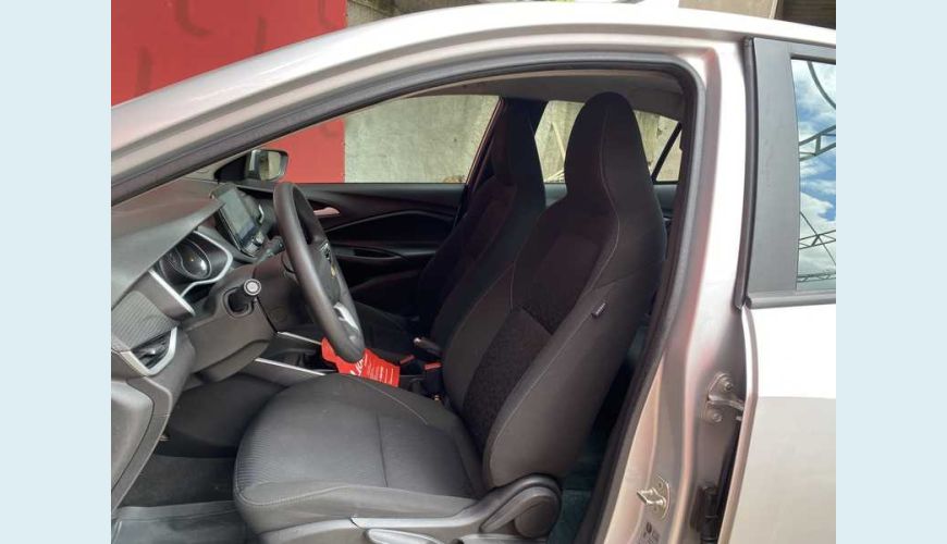 CHEVROLET ONIX PLUS 1.0 LT (FLEX) - PRATA - 2021 Foto 8 (Grande)