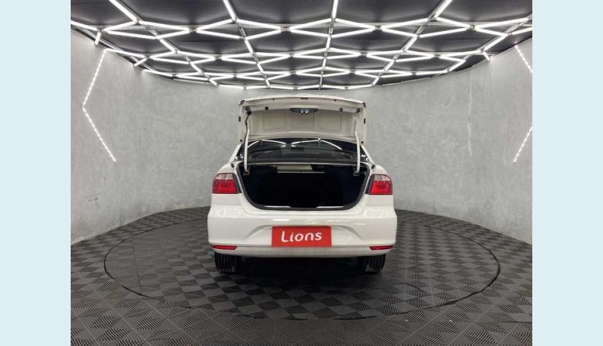 VOLKSWAGEN VOYAGE 1.6 - BRANCO - 2022 Foto 8 (Grande)