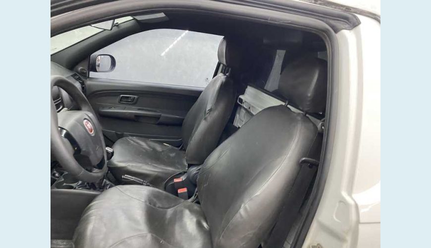 FIAT STRADA HARD WORKING 1.4 FLEX CS - BRANCO - 2020 Foto 8 (Grande)