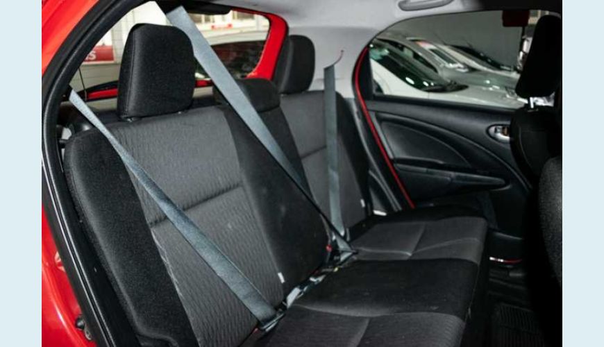 TOYOTA ETIOS X 1.3 (FLEX) - VERMELHO - 2020 Foto 8 (Grande)