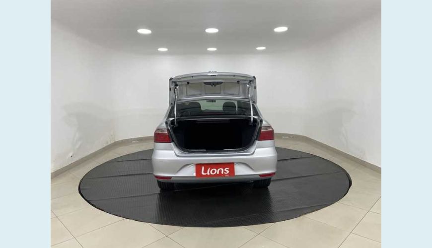 VOLKSWAGEN VOYAGE 1.6 MSI 8V (FLEX) - PRATA - 2019 Foto 8 (Grande)