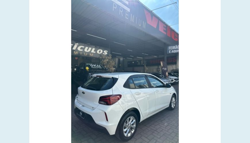 CHEVROLET ONIX - BRANCO - 2023 Foto 8 (Grande)