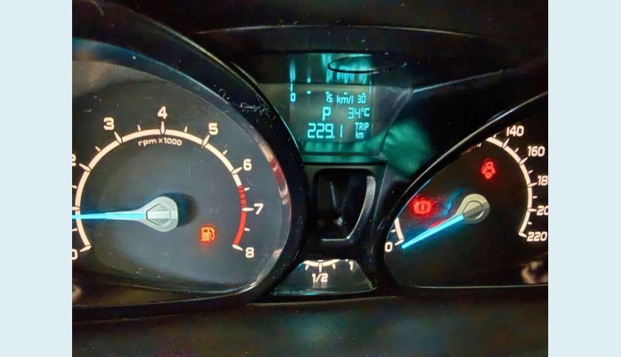 FORD ECOSPORT FSL AT 2.0 - PRATA - 2015 Foto 8 (Grande)