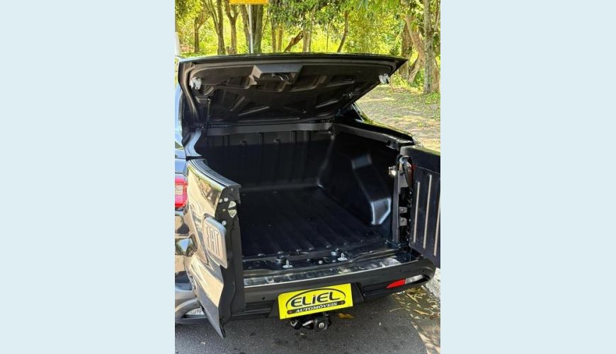 FIAT TORO ULTRA AT9 4X4 - PRETO - 2022 Foto 8 (Grande)