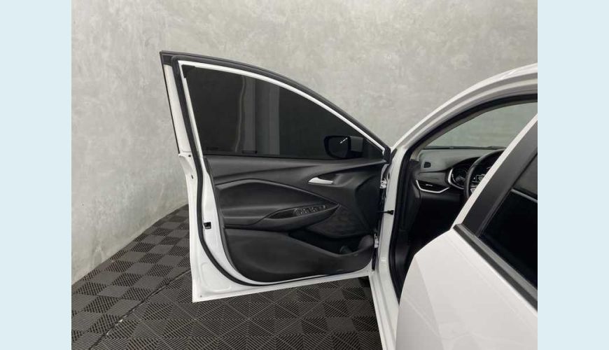 CHEVROLET ONIX PLUS 1.0 LTZ TURBO (FLEX) (AUT) - BRANCO - 2022 Foto 8 (Grande)