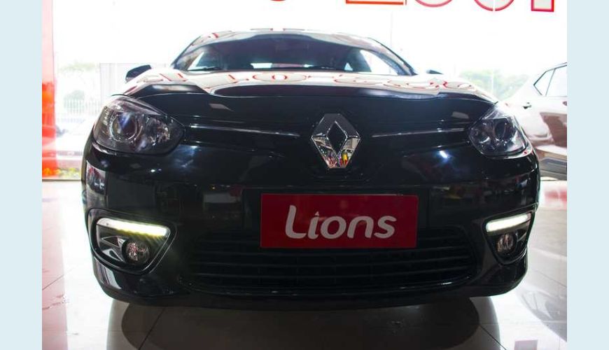 RENAULT FLUENCE 2.0 16V PRIVILEGE X-TRONIC (FLEX) - PRETO - 2017 Foto 8 (Grande)
