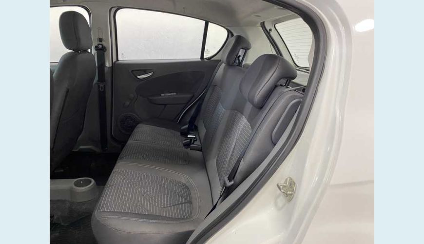 FIAT PALIO ATTRACTIVE 1.0 EVO (FLEX) - BRANCO - 2016 Foto 8 (Grande)