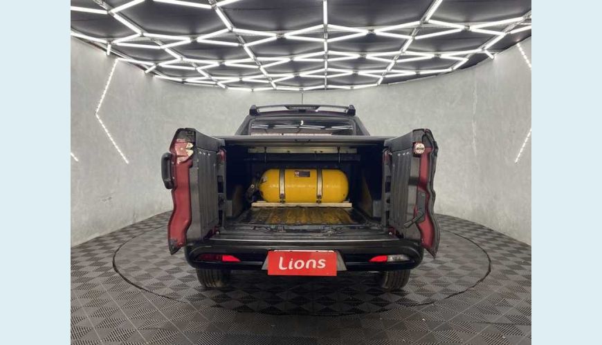 FIAT TORO FREEDOM 1.8 AT6 4X2 (FLEX) - VERMELHO - 2017 Foto 8 (Grande)