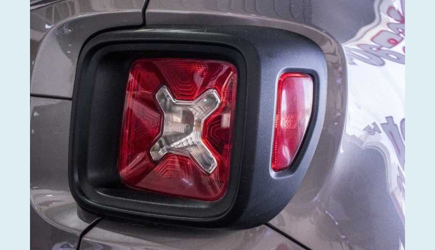 JEEP RENEGADE SPORT 1.8 4X2 (FLEX) - PRATA - 2017 Foto 8 (Grande)