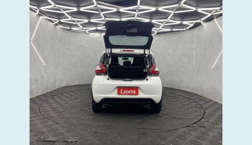 FIAT MOBI LIKE 1.0 (FLEX) - BRANCO - 2021 Foto 8 (Grande)