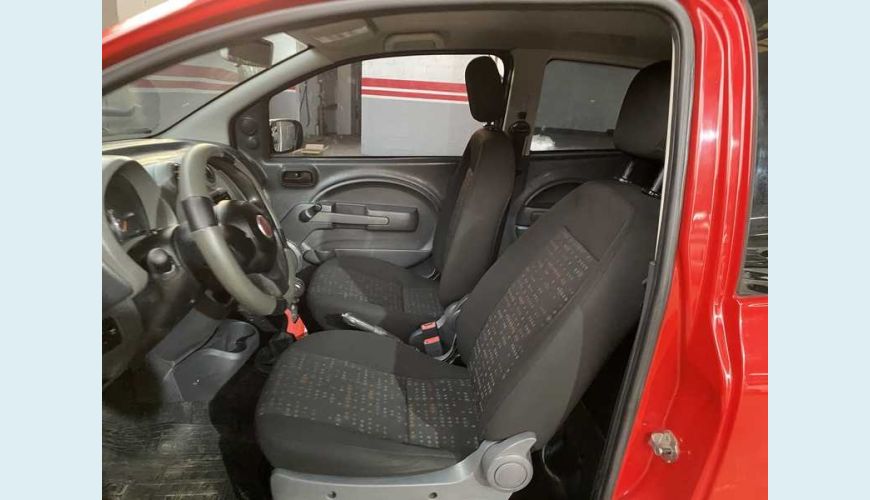 FIAT UNO VIVACE 1.0 8V (FLEX) 2P - VERMELHO - 2014 Foto 8 (Grande)